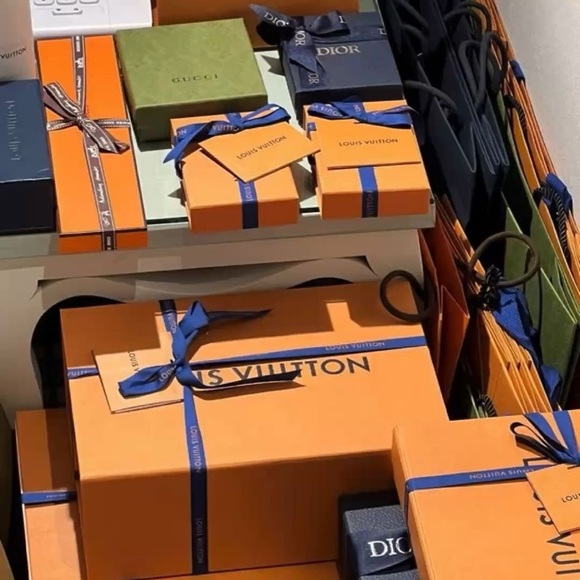 Meet your Posher, Maram - Picture 1 of 1